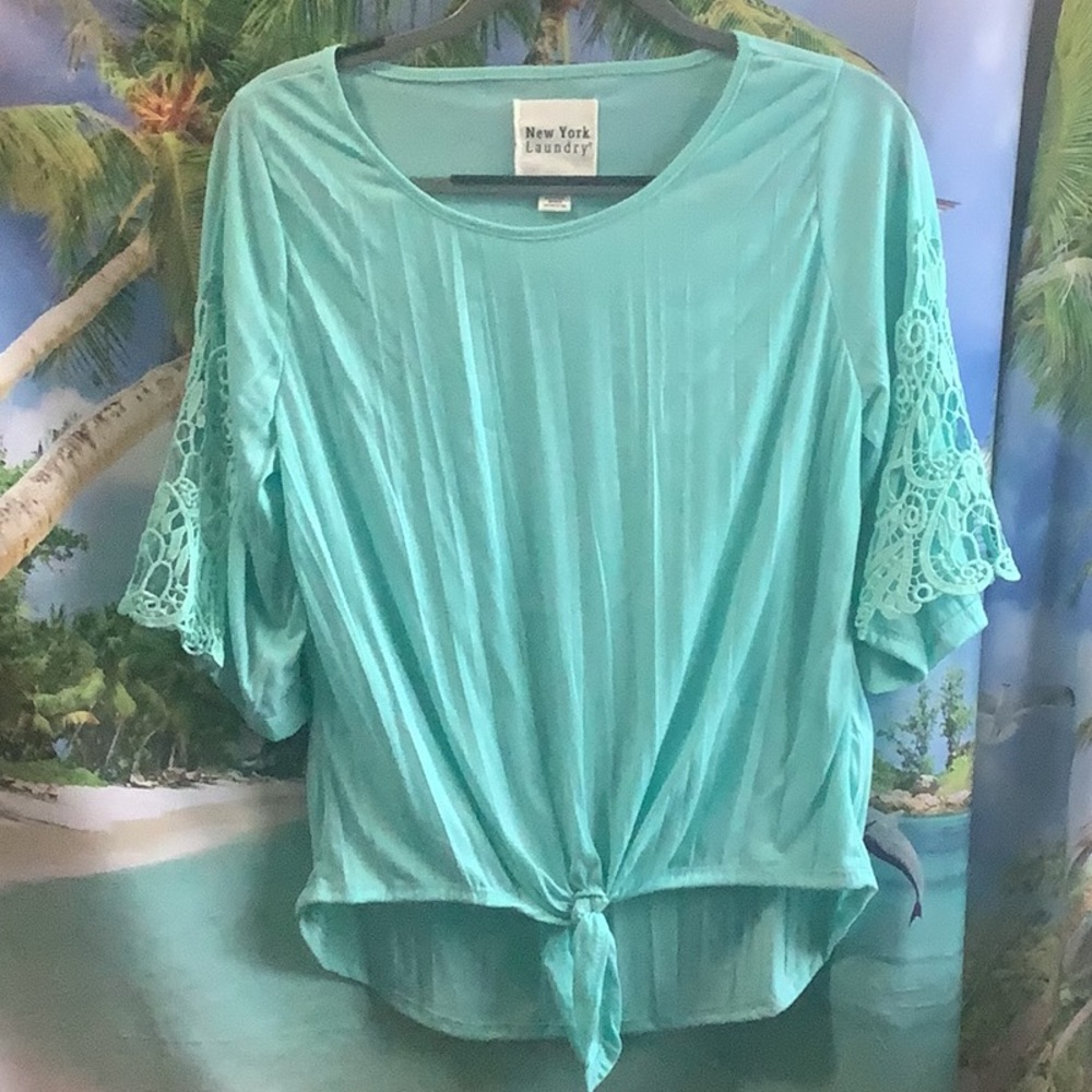 Top by Laundry lightweight shirt with embroidered sleeves size med turqu…
